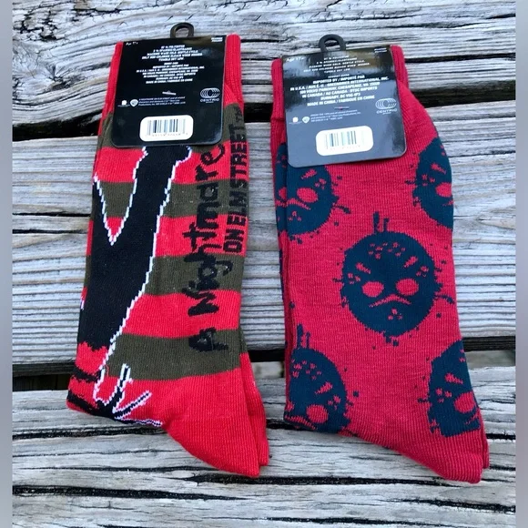 2/$10 Mens Halloween Movie Socks Nightmare Elm Street Friday The 13th Characters - Picture 4 of 4